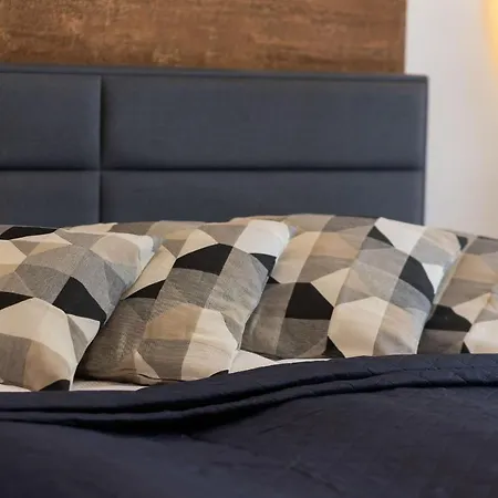 Апартаменты Old Mokotow Spacious Two-bedroom By Renters *