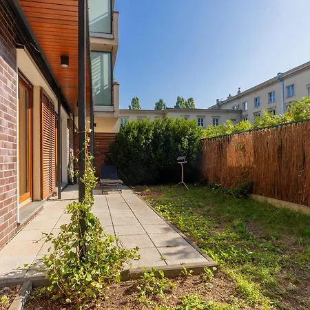 Old Mokotow Spacious Two-bedroom By Renters