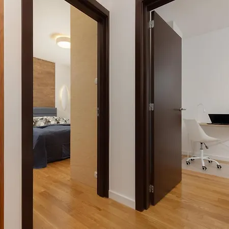 Old Mokotow Spacious Two-bedroom By Renters