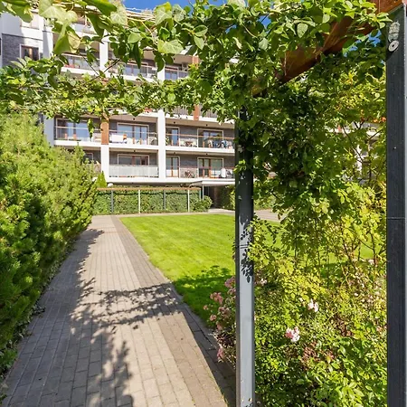 Old Mokotow Spacious Two-bedroom By Renters