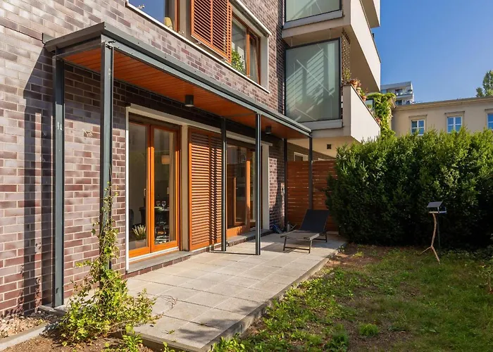 Old Mokotow Spacious Two-bedroom By Renters *