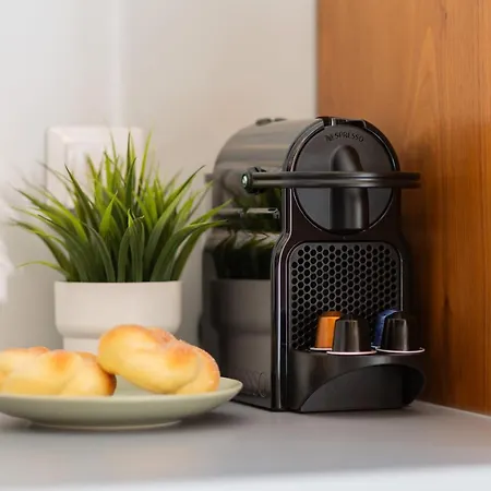 Old Mokotow Spacious Two-bedroom By Renters ורשה