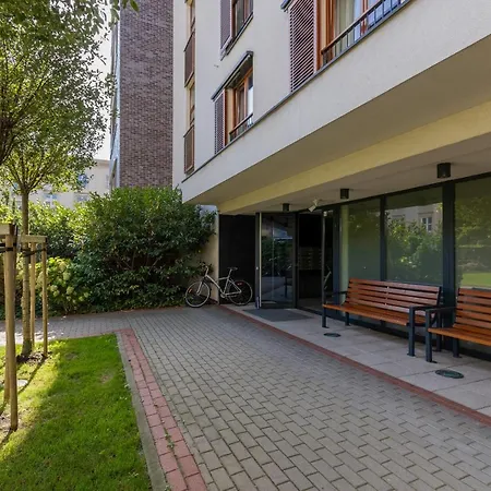 דירה Old Mokotow Spacious Two-bedroom By Renters