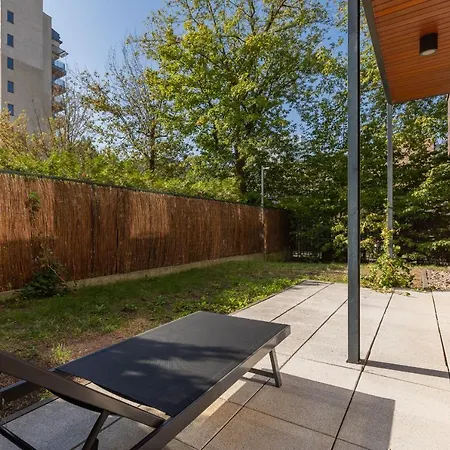 Old Mokotow Spacious Two-bedroom By Renters Apartman Varsó